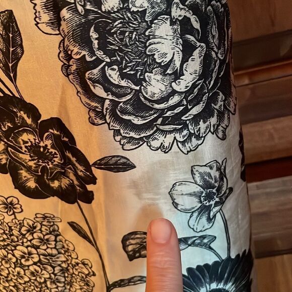 Kashish beaded/sequin threaded Floral cultural dress - Picture 12 of 13